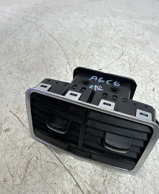 Audi A6 S6 C6 4F Rear air vent grill 4F0819203C