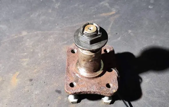 Ford Transit - Tourneo Connect Front wheel hub
