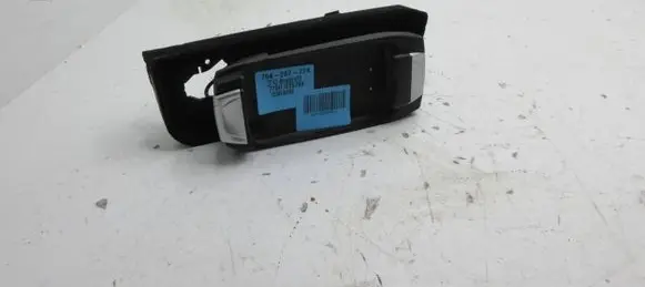 Mercedes-Benz CLS C219 Phone A2198230311 A21982305