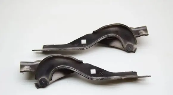 Mazda CX-5 Engine bonnet/hood hinges 