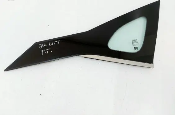 Nissan Qashqai J12 Rear side window 43R-00049