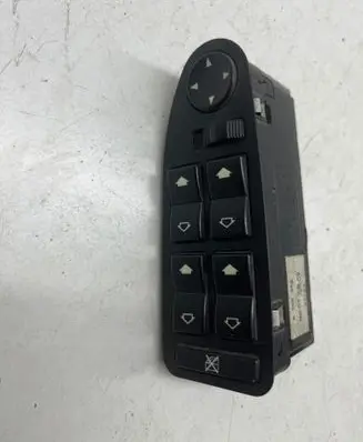 BMW 5 E39 Electric window control switch 8368966