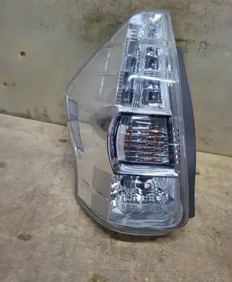 Toyota Prius+ (ZVW40) Rear/tail lights 13089R1-S1