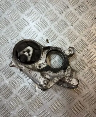 Peugeot 5008 Engine mount bracket 0066600V 9684500180
