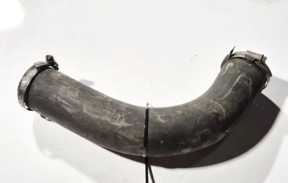 Volvo V50 Engine coolant pipe/hose