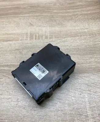 Toyota Prius (XW30) Gearbox control unit/module 8953576011