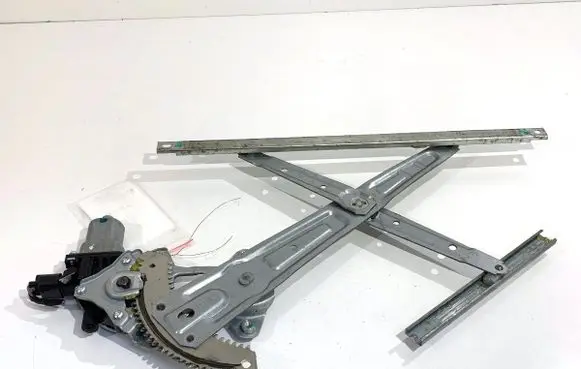 Honda CR-V Front door window regulator with motor