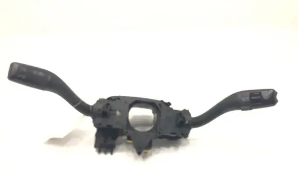 Wiper turn signal indicator stalk/switch