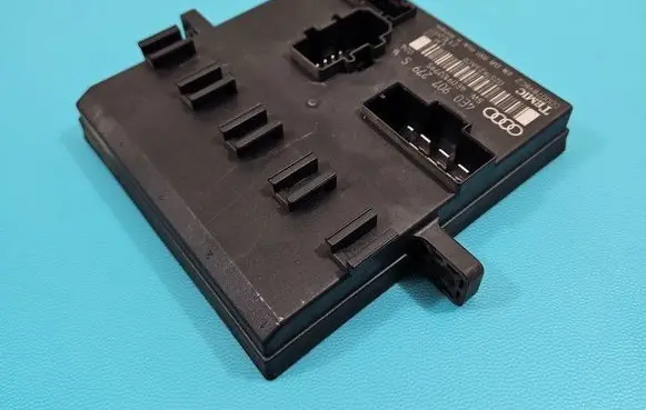 Audi A8 S8 D3 4E Central body control module 4E0907279S IMPRK1460519