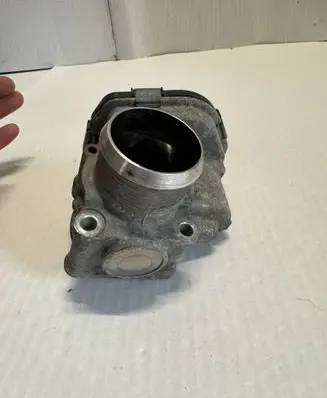 Peugeot 208 Throttle valve 9673534480 28275019