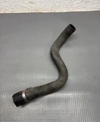 Opel Insignia B Engine coolant pipe/hose 39087123 C1072000 422346486