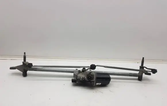 Land Rover Discovery 4 - LR4 Front wiper linkage and motor 95012138 022420221642