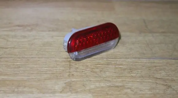 Volkswagen Golf IV Rear door interior light 1J0947413