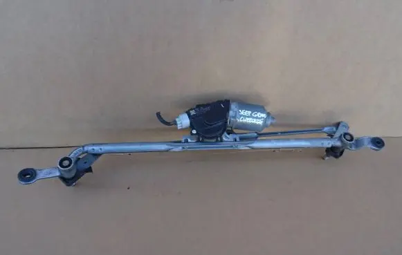 Jeep Grand Cherokee Front wiper linkage and motor 68260523AB 70113 AX1590608131