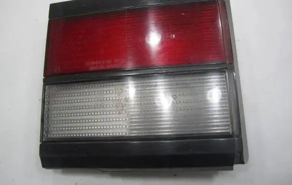 Volkswagen PASSAT B3 Tailgate rear/tail lights 333945108
