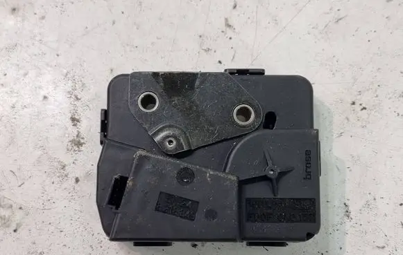 BMW 3 E90 E91 Tailgate window lock/catch/latch 8218849