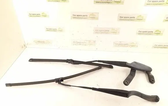 Mercedes-Benz C W204 Front wiper blade arm 2048201544 2048200044