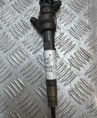 Jaguar XE Fuel injector 0445110654
