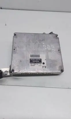 Toyota Corolla Verso AR10 Engine control unit/module 1758007612 896610F090 MB1758007612