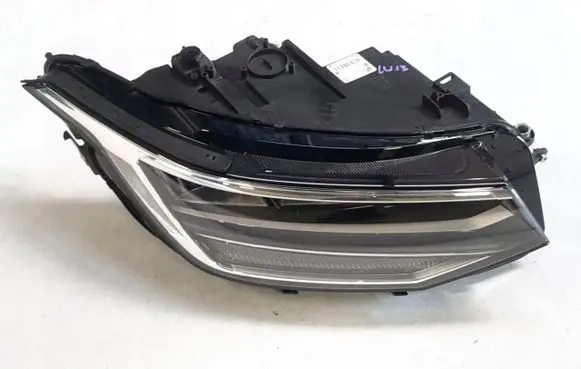 Volkswagen Tiguan Headlight/headlamp 5NB941036C