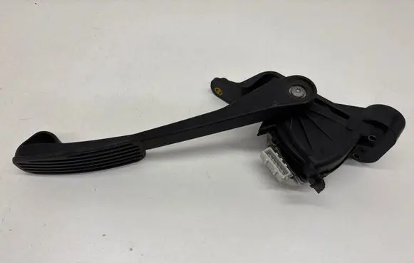 Volvo XC90 Accelerator throttle pedal 30748753