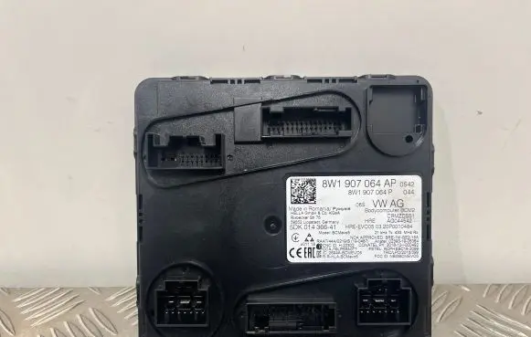 Audi Q7 4M Other control units/modules 8W1907064AP 8W1907064P