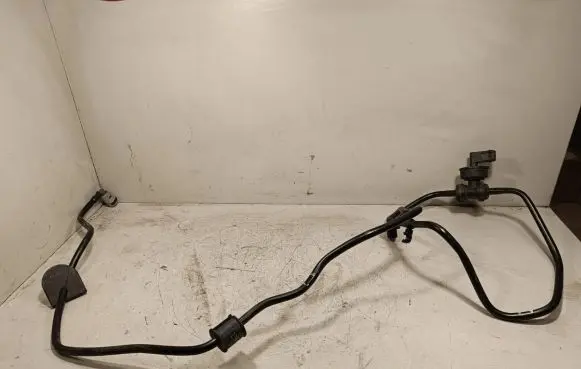 Jaguar XE Vacuum line/pipe/hose GX739C490BB