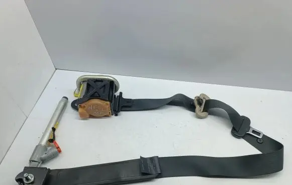 Nissan Note (E11) Front seatbelt 868859U15A 045518 501WA23103