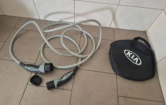 KIA Niro Electric car charging cable 66632ADE013A