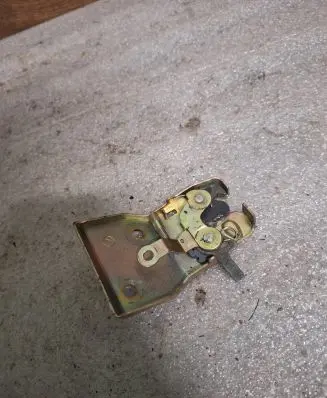Subaru Legacy Loading door lock 