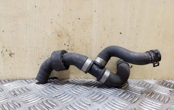 Skoda Octavia Mk3 (5E) Engine coolant pipe/hose 04L122073B