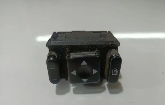 Subaru Legacy Wing mirror switch