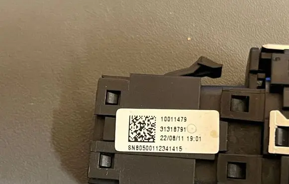 Volvo V60 Engine start stop button switch 31318791 10011479