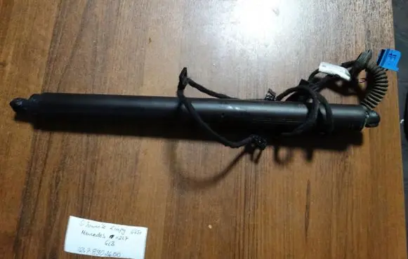 Mercedes-Benz GLB x247 Tailgate strut A2478902600