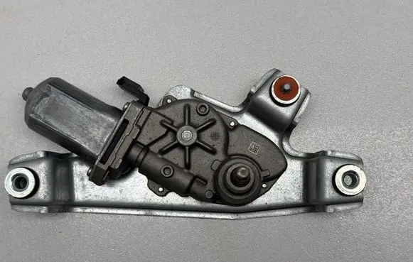 Chrysler Pacifica Rear window wiper motor 68233454AA 70113