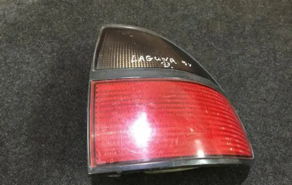 Renault Laguna I Rear/tail lights 7700820051