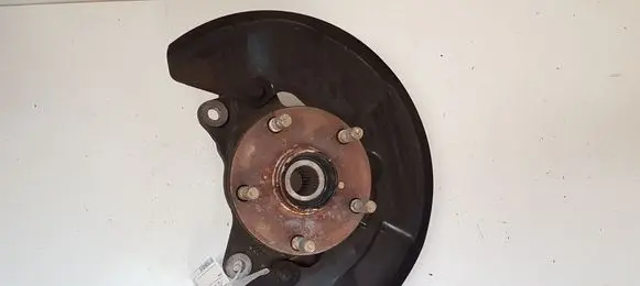 Front wheel hub