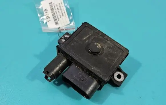 BMW 3 E46 Other relay 7786821 IMPRK1582439