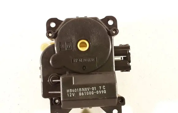 Mazda 3 I Air flap motor/actuator 8610000990 HB601BN8V01