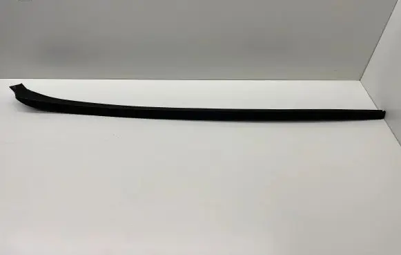 Seat Ibiza IV (6J,6P) Windshield trim 6J0854319A