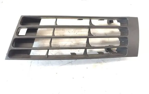 Audi A4 S4 B5 8D Front bumper lower grill 8D0807345AA