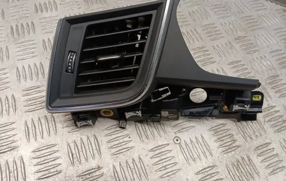 Audi Q5 SQ5 Dashboard side air vent grill/cover trim 80B820901