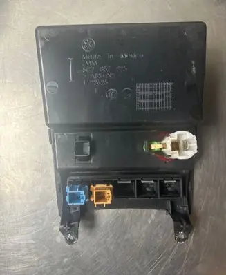 Volkswagen Jetta VI Glove box central console 5C7857925 1192625