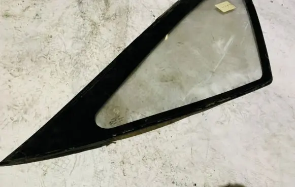Ford Scorpio Rear side window