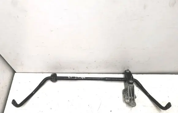 BMW 8 G14 Front anti-roll bar/sway bar 6873473