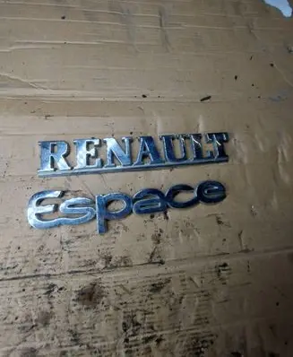 Renault Espace III Manufacturers badge/model letters 