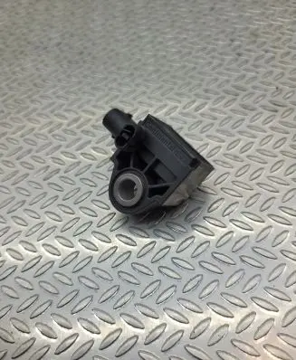 Mercedes-Benz C W205 Airbag deployment crash/impact sensor 2229051400