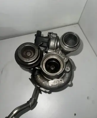 BMW 5 F10 F11 Turbo 7576985 PBB00965F MGT2256S