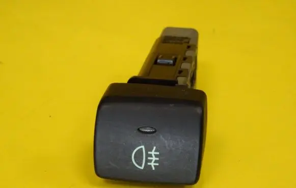 Hyundai Santa Fe Fog light switch 9373026500