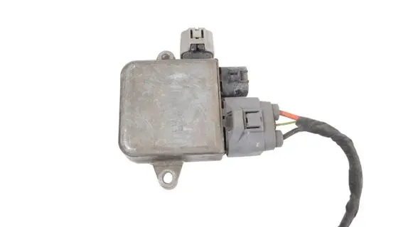 BMW 5 E60 E61 Coolant fan relay 
